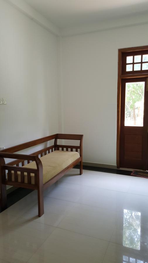 Lokuge Grand Resort Kataragama Exterior photo