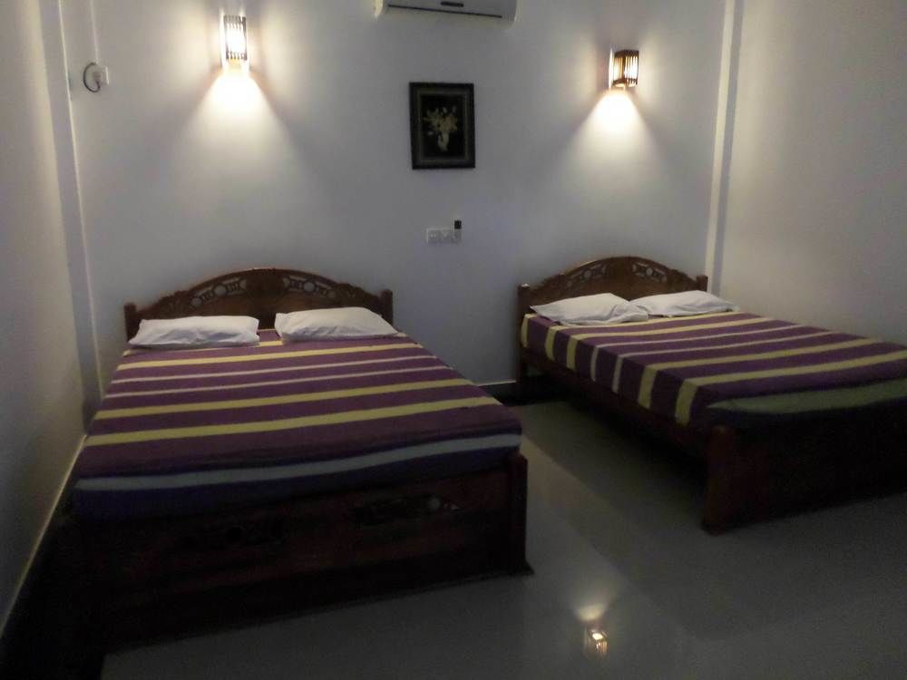 Lokuge Grand Resort Kataragama Exterior photo
