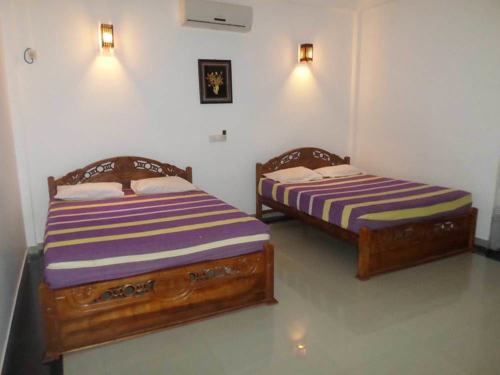 Lokuge Grand Resort Kataragama Exterior photo